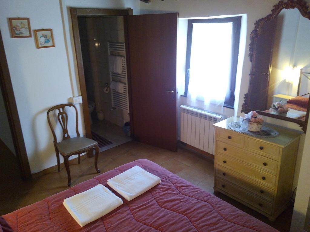 Agriturismo Locanda Del Papa La Spezia Bagian luar foto