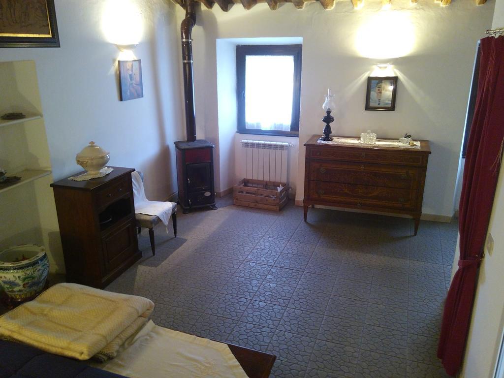 Agriturismo Locanda Del Papa La Spezia Bagian luar foto