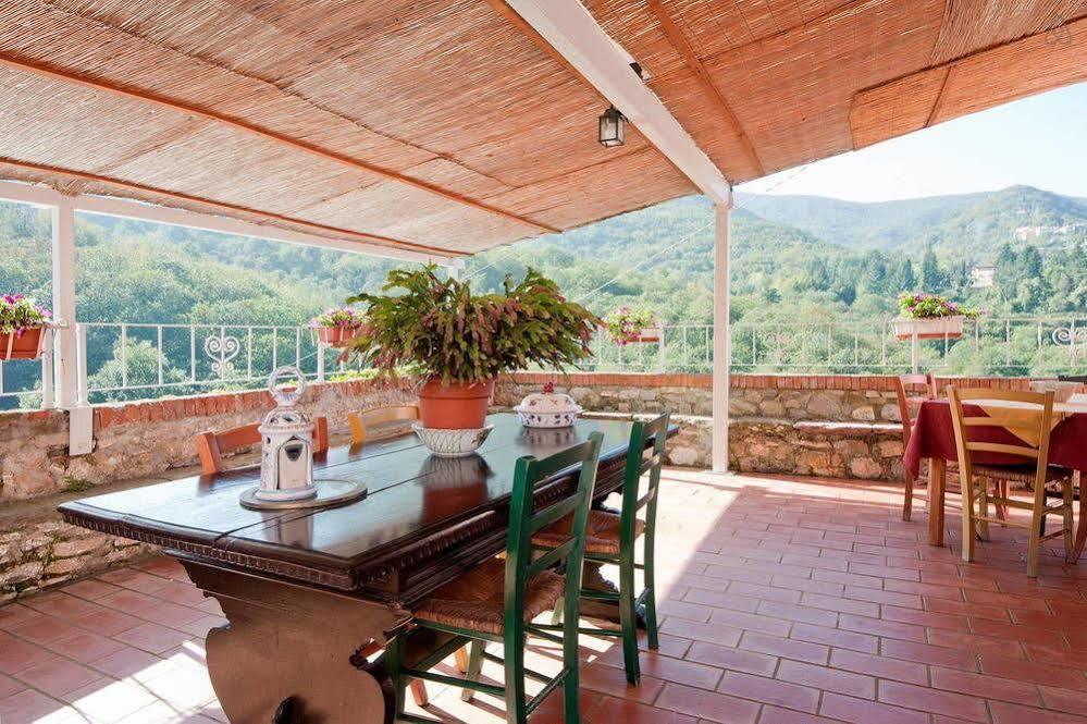 Agriturismo Locanda Del Papa La Spezia Bagian luar foto